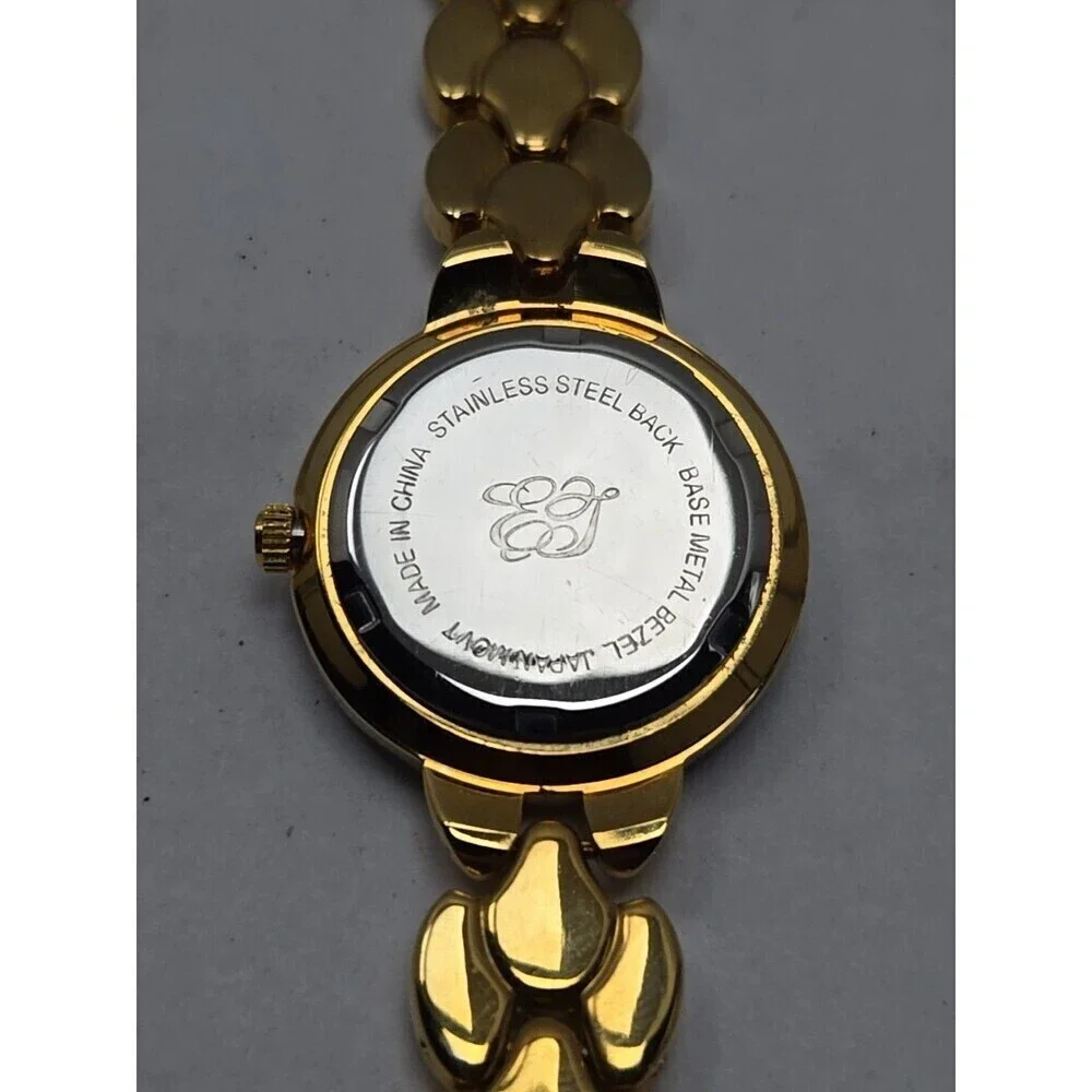 Elizabeth Taylor item shows